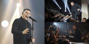 FOTO: Hangatnya Konser Monokrom, Tulus Tak Segan Duduk di Lantai