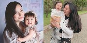 Hot Mom Visual Adem, Ini Potret Manis Asmirandah Saat Momong Baby Chloe: Selalu Tertawa Bahagia dengan Sang Buah Hati