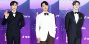 Kim Seon Ho - Song Joong Ki, Potret Red Carpet 57th Baeksang Arts Awards: Adu Ganteng Aktor-Aktor Favorit