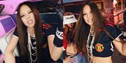 Potret Jennie BLACKPINK Pakai Kaus Manchester United di MV 'PINK VENOM', Langsung Trending Gemparkan Fans Bola!