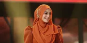 Potret Lesti Kejora Jadi Juri di Final Audition Dangdut Academy 8, Outfit-nya Cantik