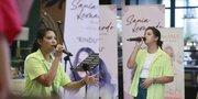 Potret Sania Leonardo Kenalkan Single Perdana 'Rindu', Wujudkan Impian Almarhum Sang Ayah