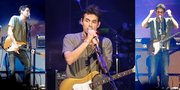 Tampil Santai Kenakan Kaos, John Mayer Berhasil Hibur Penggemar