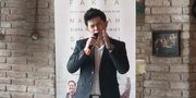 Nyanyi di Hadapan BJ Habibie, Cakra Khan Gemeteran 