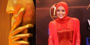 Dewi Sandra 'Puasa' Layani Suami Saat Ramadan 