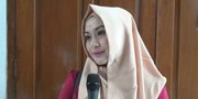 Saksi Ahli Tidak Datang, Eddies Adelia Pasrah