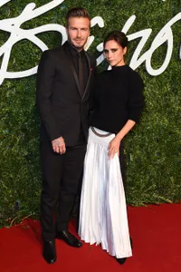 9 Couple Selebriti Hollywood Yang Bikin Kamu Percaya Cinta Lagi