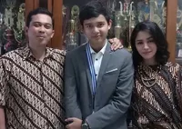 10 Foto Ahmad Titan, Putra Mendiang Saphira Indah yang Tinggi Ganteng Kini Berusia 17 Tahun