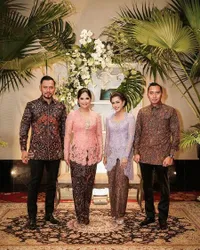 10 Foto Annisa Pohan Tampil Anggun Pakai Kebaya Warna Pink, Cantik Banget Bagaikan Pengantin!