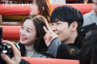 10 Foto Behind The Scene 'HI BYE, MAMA!' ini Jadi Bukti Kecantikan Abadi Kim Tae Hee