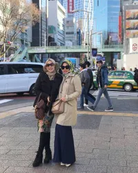 10 Foto Heidy Ibunda Salmafina Sunan, Cantiknya Bak Kakak - Adik!