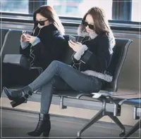 10 Foto Krystal dengan Style Chic-Casual, Ulang Tahun yang ke-25 Makin Cantik & Keren