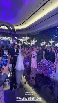 10 Foto Resepsi Kevin Sanjaya dan Valencia Tanoe yang Mewah Meski Tanpa Pelaminan, Bintang Tamunya Mahalini dan Sheila on 7