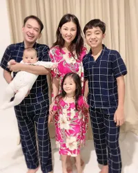 10 Foto Sarwendah & Thalia Putri Onsu Kembaran Daster Hingga Baby Doll, Kompak Banget!