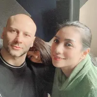 10 Foto Terbaru Elif Kayla Anak Siti KDI yang Berdarah Turki, Makin Gede Makin Cantik dan Pinter Nyanyi