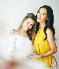 10 Foto Terbaru Manuella, Putri Sophia Latjuba yang Telah Beranjak Dewasa dan Makin Cantik