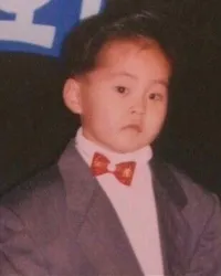 10 Foto Transformasi Xiumin EXO dari Balita Sampai Jadi Tentara, Selalu Chubby Tapi Pernah Kurus Banget