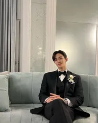 10 Idol-Aktor dan Aktris Korea Terbaik Tahun 2023 Menurut Para Ahli, Park Hyung Sik - Nana eks After School