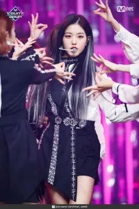 10 K-Pop Idol Kelahiran Tahun 2004 yang Buktikan Kemampuan Bakat Luar Biasa Sebagai Gen Z, Bikin Fans Jatuh Hati!