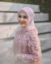 10 Potret Acara Lamaran Kesha Ratuliu, Pertemuan Dua Keluarga yang Penuh Haru