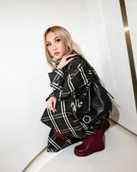 10 Potret Artis di Event Burberry, Marshanda dan Nia Ramadhani Kompak Tampil Cantik - Mahalini Mesra Digandeng Rizky Febian