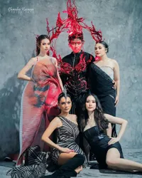 10 Potret Artis di Jember Fashion Carnaval 2023, Ada Yuki Kato yang Tampil Sambil Santap Telur Gulung - Prilly Latuconsina Jadi Sorotan