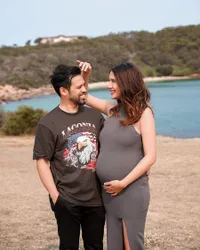 10 Potret Cantik Acha Sinaga Pamer Baby Bump, Menghitung Hari Jelang Kelahiran Anak Pertama