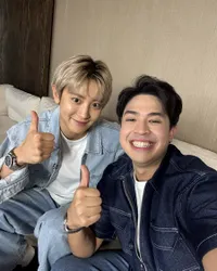 10 Potret Chanyeol EXO Main Bareng Jerome Polin, Jajal Pempek Hingga Es Campur - Malah Ketagihan Micin