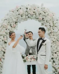 10 Potret dan Kabar Terbaru Mezty Mez, Personel 7 Icons yang Sempat Jadi Buah Bibir Karena Pindah Agama