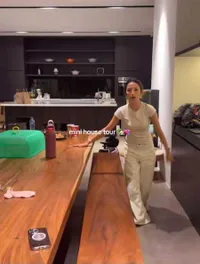 10 Potret Detail Dapur Jennifer Coppen, Ada 'Minimarket' Tersembunyi