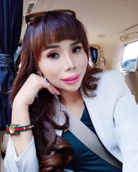 10 Potret Eva Belisima, Sosialita Juragan Kelapa Sawit yang Santer Disebut Sebagai Istri Kedua Baru Kiwil