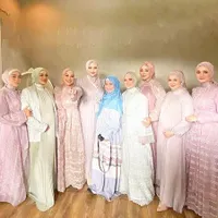 10 Potret Geng Arisan Mamayu Jalani Photoshoot Bareng, Para Wanita Cantik Bak Bidadari Kumpul Jadi Satu - Ada Aurel Hermansyah Hingga Lesti Kejora