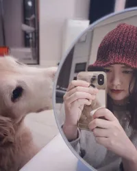 10 Potret Goo Hye Sun Sering Upload Selfie Setelah Bermasalah dengan Ahn Jae Hyun