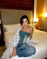 10 Potret Hwasa MAMAMOO yang Dikabarkan Pacaran dengan Pengusaha Berusia 12 Tahun Lebih Tua, Disebut Sudah Bersama Selama 5 Tahun