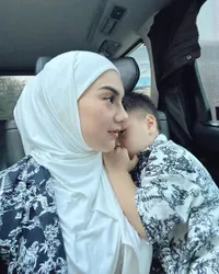 10 Potret Irish Bella Mengaku Alami Luka Batin Usai Ammar Zoni Terjerat Narkoba Lagi, Pendam Rasa Sedih Hingga Berpengaruh ke Anaknya