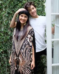 10 Potret Kebersamaan Maudy Koesnaedi dan Putranya yang Ganteng, Bak Kakak Beradik!