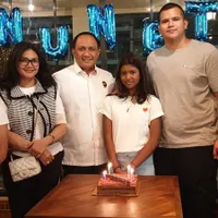 10 Potret Kedekatan Bella Saphira dan 2 Anak Sambungnya, Penuh Kasih Sayang!