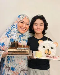 10 Potret Kejutan Ulang Tahun Bilqis ke-11, Ayu Ting Ting Ajak Jalan Kaki -  Bertema Anime Favorit