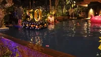 10 Potret Kejutan Ulang Tahun Jennifer Jill yang ke-50 Tahun, Ajun Perwira Bawa Kue Raksasa Berisi Uang Jutaan Rupiah