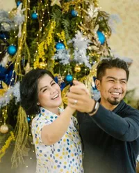 10 Potret Kekompakan Bams dan Sang Ibunda, Desiree Tarigan yang Kini Sama-sama Dikabarkan Alami Keretakan Rumah Tangga