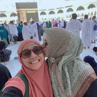 10 Potret Kenangan Mendiang Marissa Haque Semasa Hidup, Bantu Promosikan Bisnis Sang Buah Hati Sekaligus Lantang Dukung Palestina