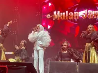 10 Potret Konser 3 Dekade Perjalanan Cinta Ari Lasso di Malang, Ajak Arek-Arek Malang Bernostalgia Bersama 