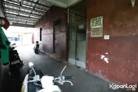 10 Potret Kos-kosan Fahmi Bo yang Sangat Sederhana, Tinggal Sebatang Kara di Lantai 2 dalam Kondisi Sakit