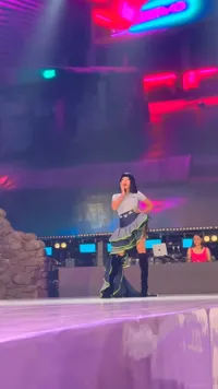 10 Potret Lucinta Luna Perdana Melenggang di Runway, Joget Seksi Bareng Hotman Paris - Netizen Salfok Kehamilannya Sudah Kembali Rata