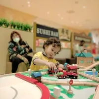 10 Potret Lucu Javier Anak Chikita Meidy yang Jarang Tersorot, Tampil Kece Kenakan Setelan Formal Saat Kondangan