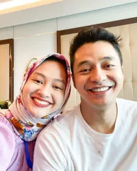10 Potret Lulu Faza, Hijaber Cantik Adik Adly Fairuz yang Hobi Travelling ke Luar Negeri