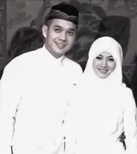 10 Potret Lyra Virna dan Fadlan Muhammad Rayakan Anniversary Pernikahan, Semakin Sadar Makna Pasangan Pasca Suami Jatuh Sakit