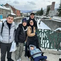 10 Potret Lyra Virna Liburan Keluarga ke Jepang, Ungkap Perjuangan Ajak Balita - Anak Jatuh Sakit Saat Bepergian