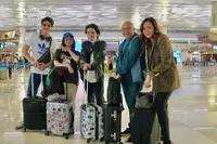 10 Potret Maia Estiaty Berangkat Liburan Keluarga ke London, Ajak Tissa Biani si Calon Mantu - El Rumi Ngenes 'Jadi Nyamuk'