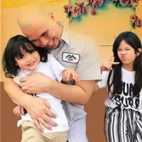 10 Potret Muhammad Ali, Anak Ahmad Dhani dan Mulan Jameela yang Dibilang Mirip El Rumi